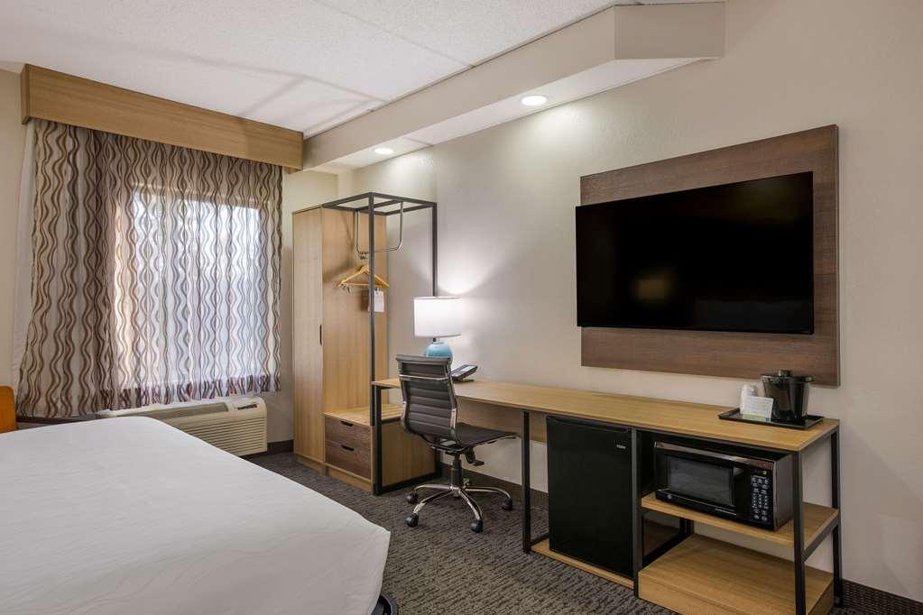 Clarion Pointe Sevierville-Pigeon Forge Oda fotoğraf