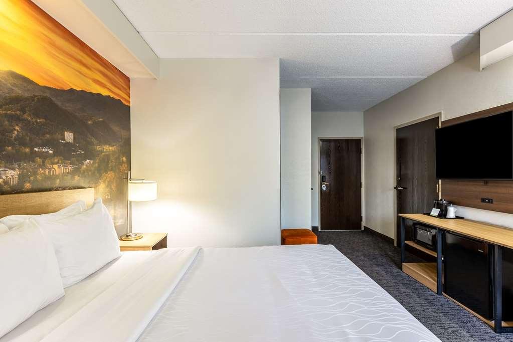 Clarion Pointe Sevierville-Pigeon Forge Oda fotoğraf